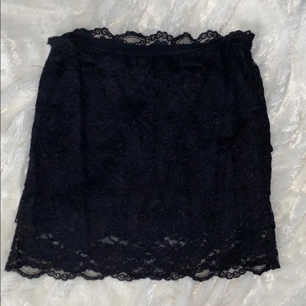 Black lace mini skirt - Brandy Melville